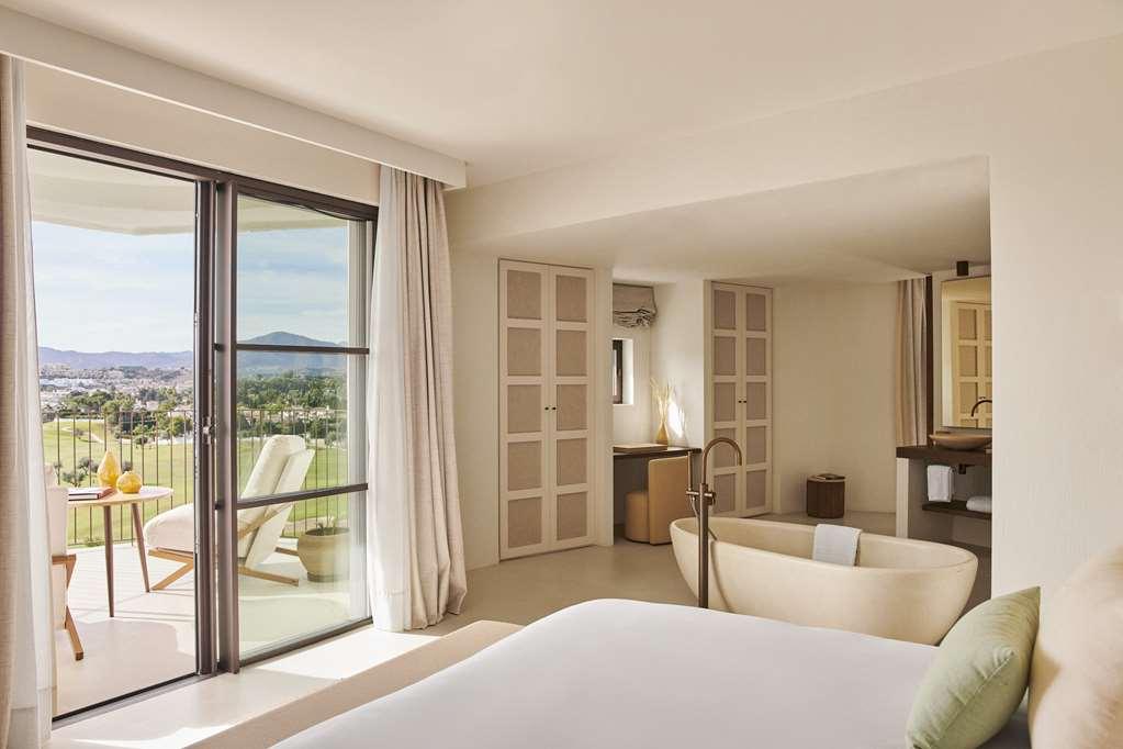 La Zambra Hotel By Hyatt Mijas Ruang foto